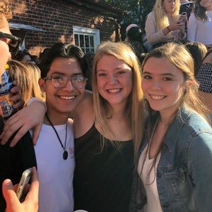 Meet your Posher, Olivia